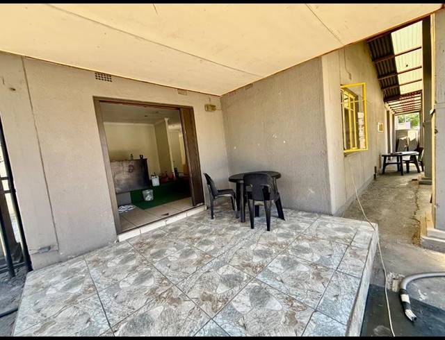 BUSINESS FOR SALE IN VANDERBIJLPARK SE 1